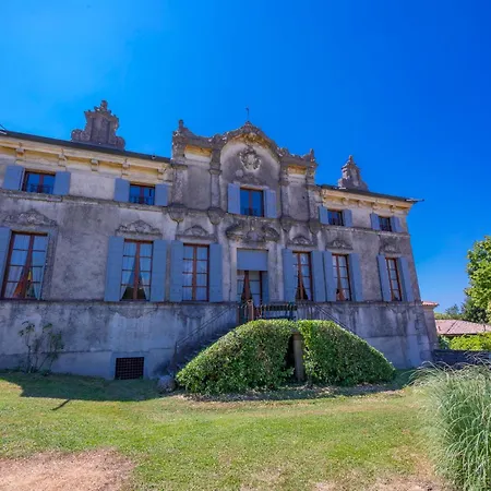 Faccioli Deodara With Shared Pool - Happy Appartement