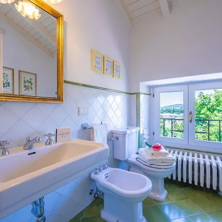 Faccioli Deodara With Shared Pool - Happy *