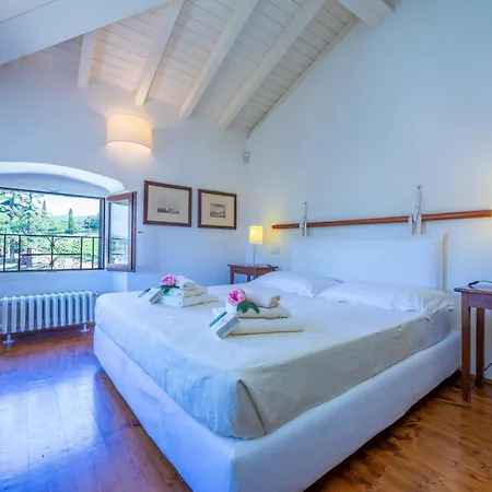 Faccioli Deodara With Shared Pool - Happy Colognola ai Colli