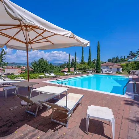 Faccioli Deodara With Shared Pool - Happy Appartement
